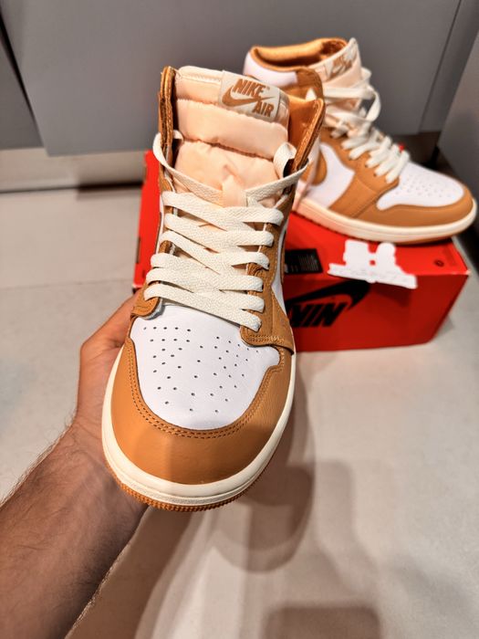 Air Jordan 1 Retro High OG Praline