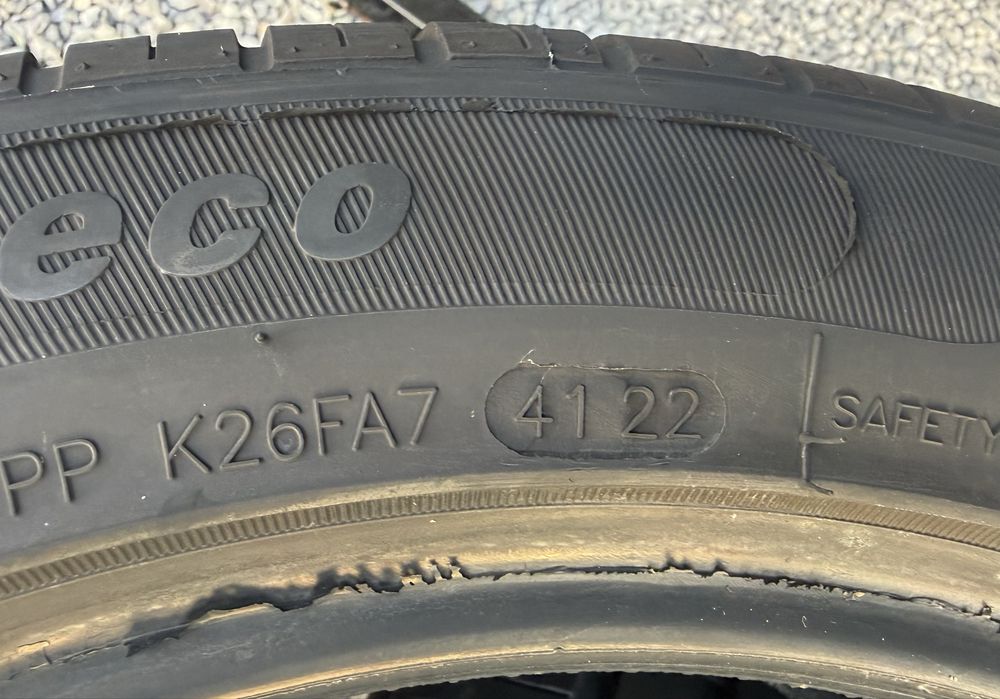 2бр 245/45/17 на 7,5мм с 22дот Зетекс