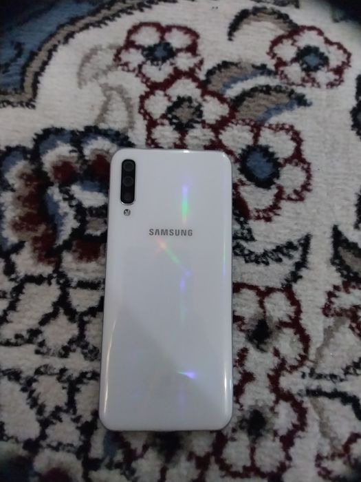 Samsung galaxy a50 kafolati bilan