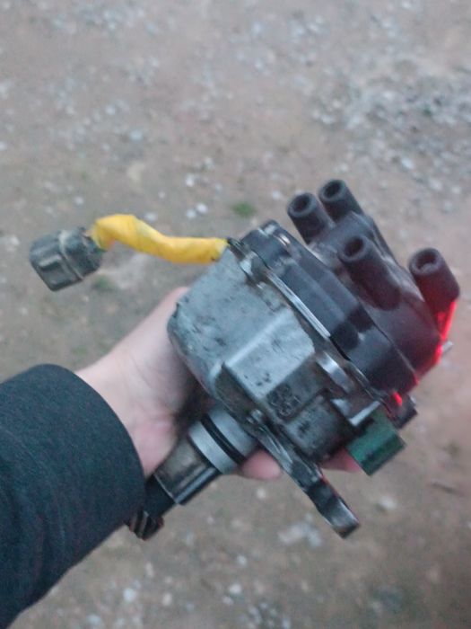 Валюметр и трамблер с5 мазда кронос 626