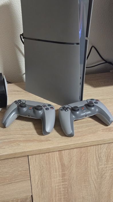 PlayStation 5 30th Anniversary, PS5 Digital 1TB cu Garantie