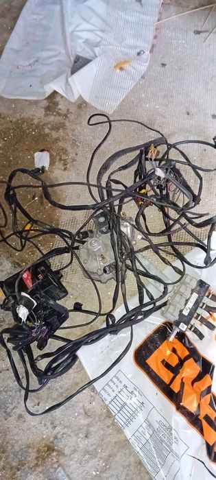 Газов инжекцион 4 цилиндъра