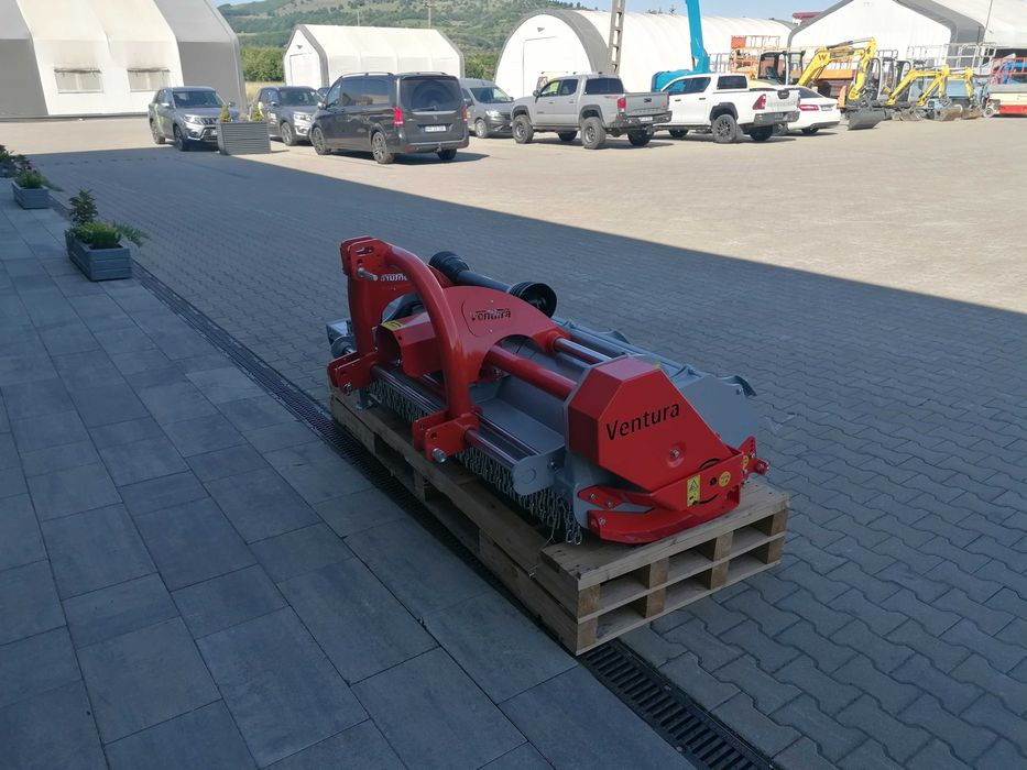 Tocator resturi vegetale VENTURA URAL 200