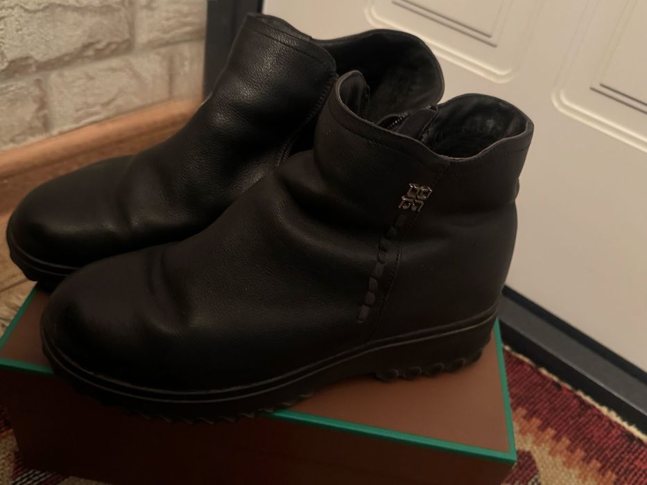 Бесплатно  обувь