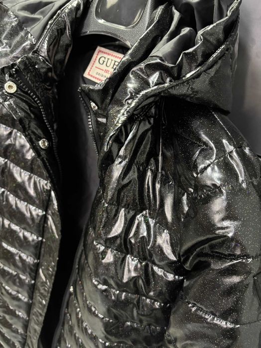 Зимно яке GUESS за момиче