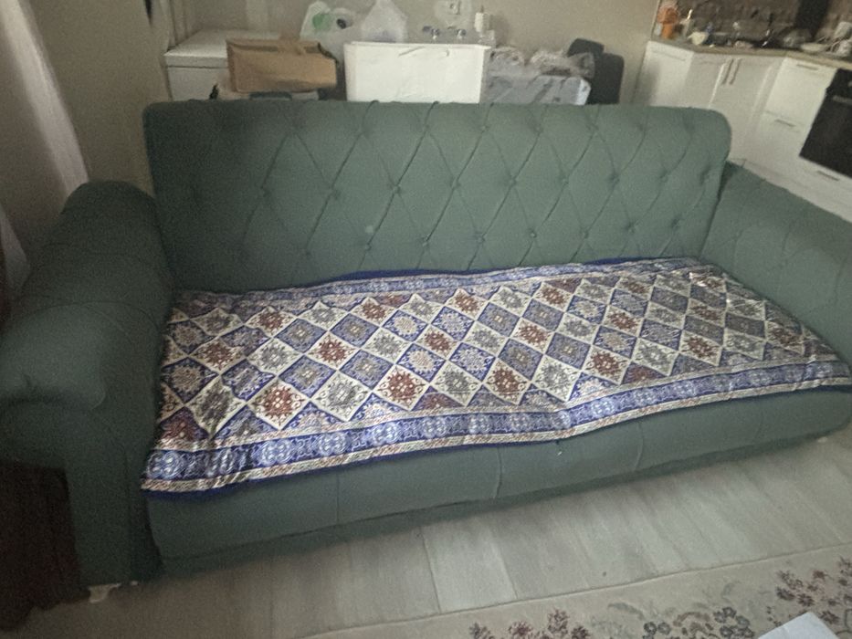 Отдам диван б/у бесплатно