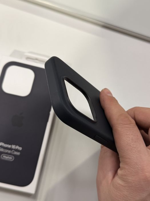 Протектор за iphone 16 pro