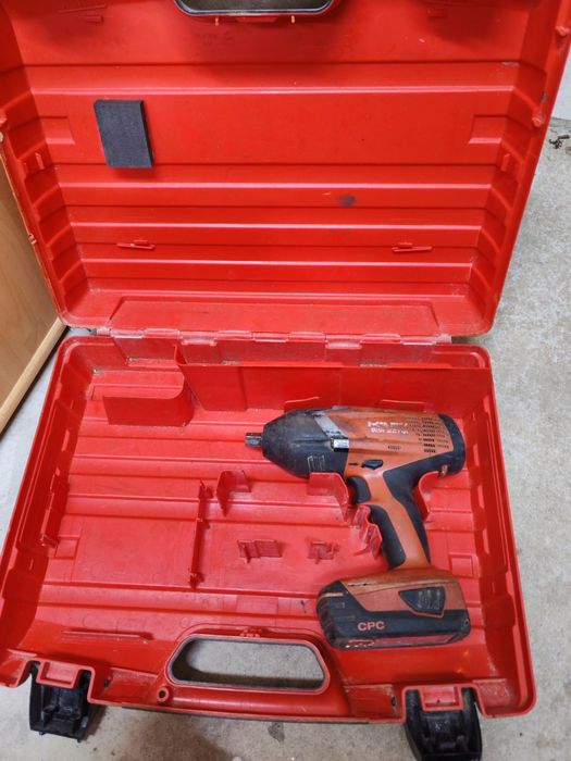 Mașina de infiletat cu impact Hilti profesional