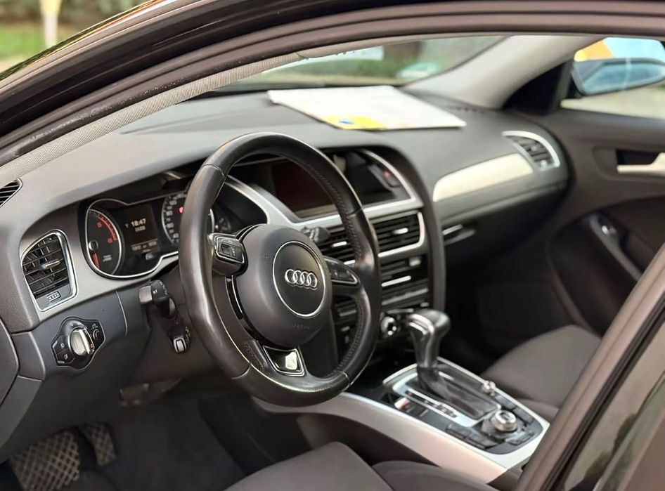 Audi A4 2013 S-line 2.0 Diesel 150 CP 170.000 Kilometri Reali R.A.R Efectuat