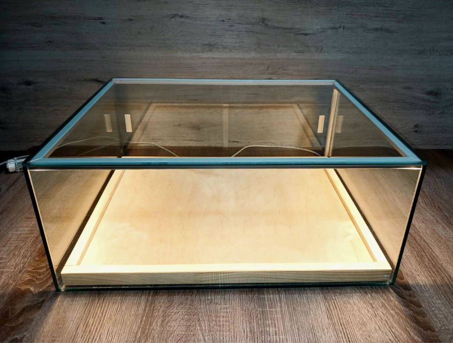 Vitrina transparenta pentru HoReCA