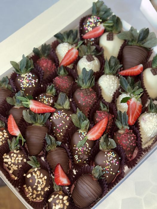 клубника в шоколаде