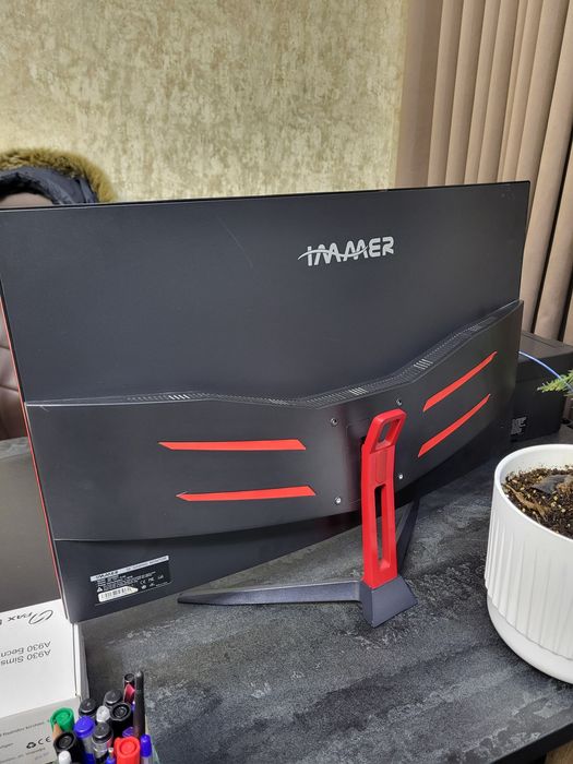 Монитор сотилади. Размери 32 лик. Нархи 120$