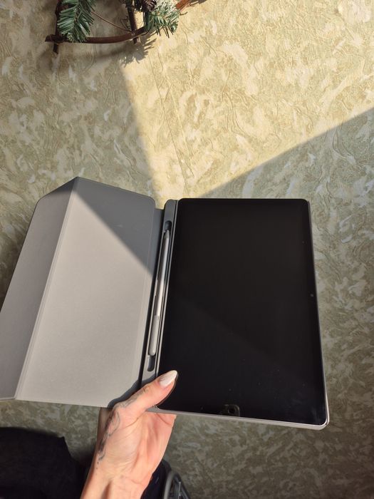 Таблет Lenovo Idea Tap