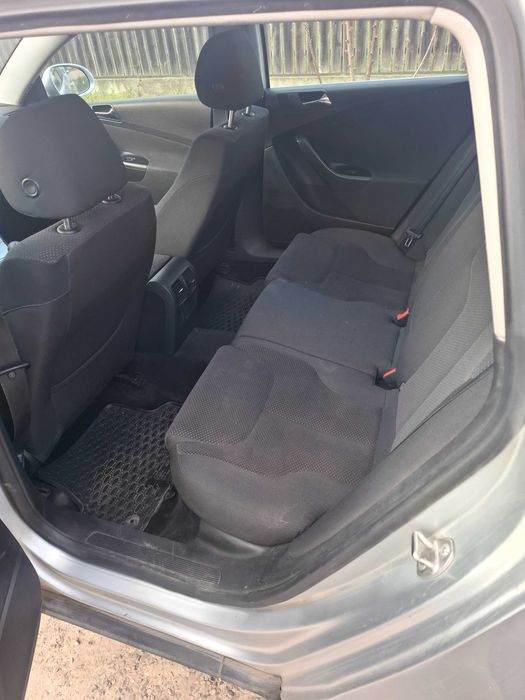 VOLKSWAGEN Passat 2007