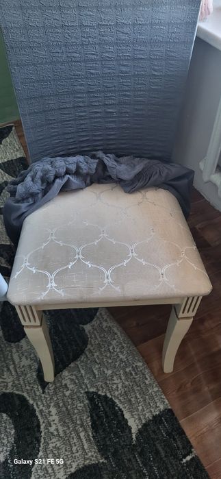 Стол и стулья...