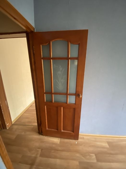 Продаю межкомнатные двери