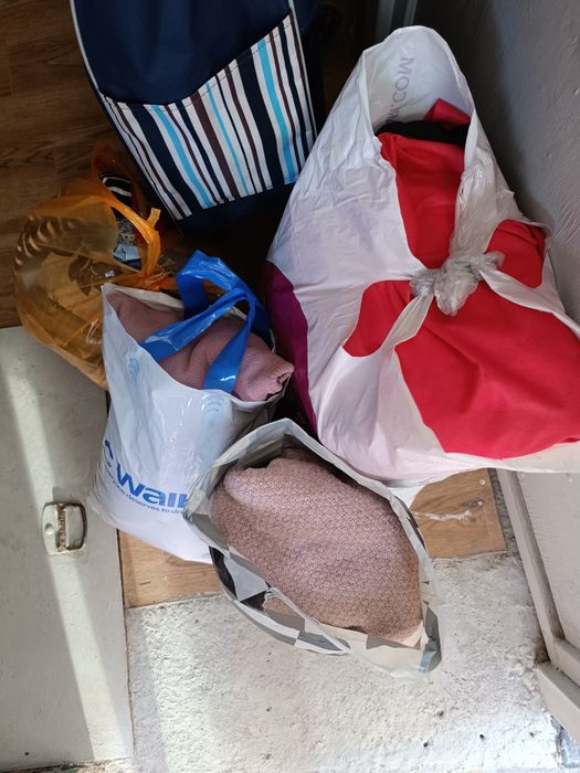 Отдам вещи в хорошем состоянии