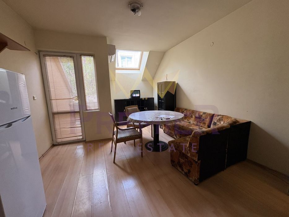 Дава се под наем Двустаен апартамент в Варна, Център - 65 кв.м за 382.5 € - Снимка #5