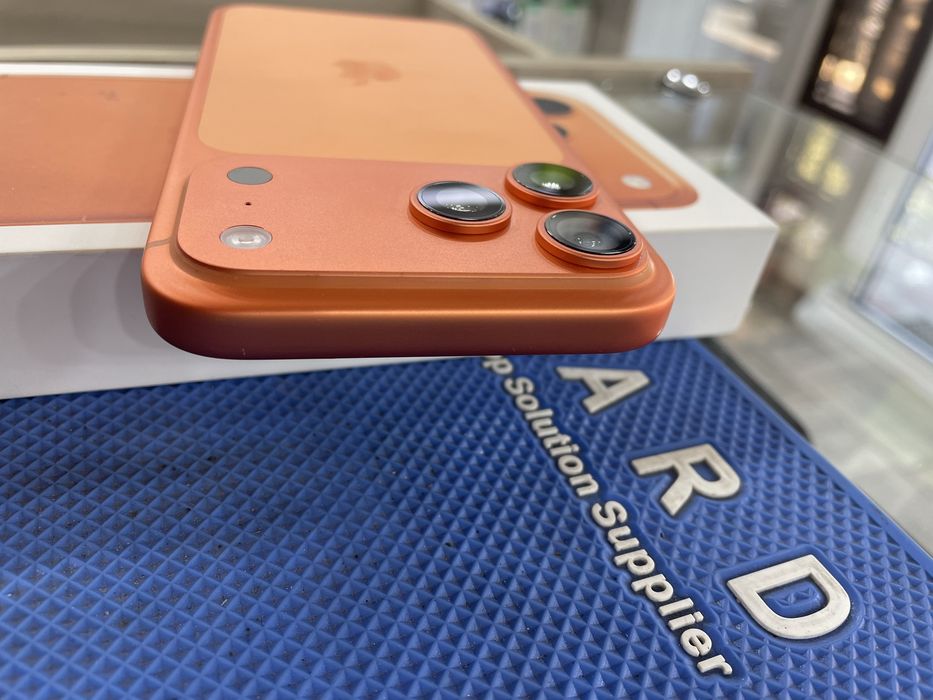 Iphone 17 pro max 256/99% EAC