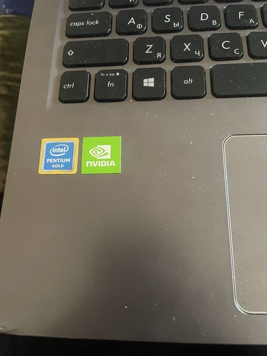 ASUS X515JF-ej257