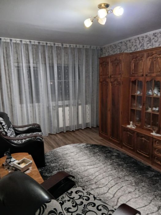 Închirieriez apartament vizavi de Mall