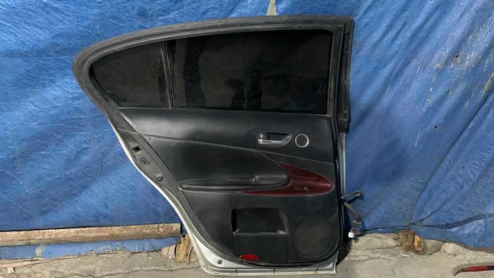 Запчасти на Lexus gs 300