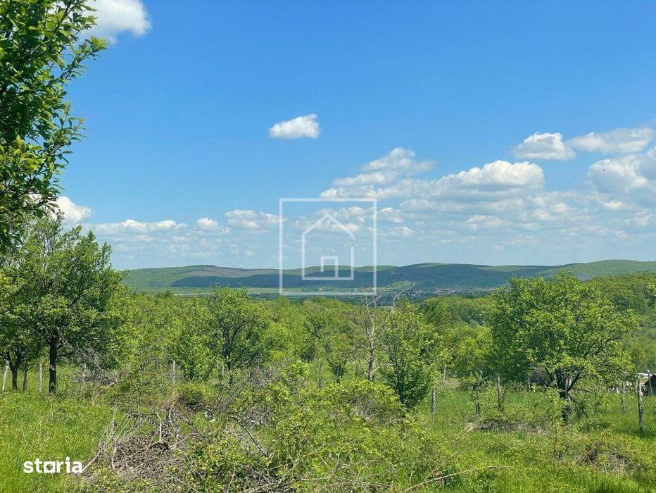 Teren intravilan cu priveliste superba in zona Sibiel