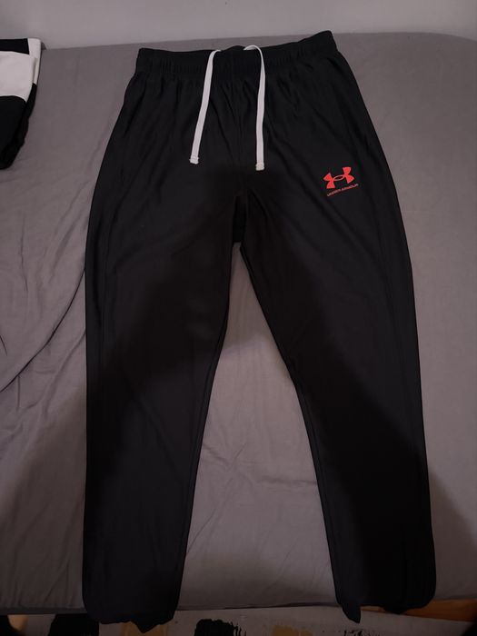 Under Armour футболен екип challenger с лого