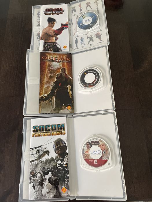 Диски для Sony PSP  4!штуки в коробках