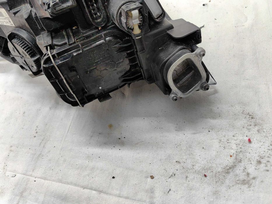 Оригинален фар Сеат Ибиза  Seat Ibiza Led