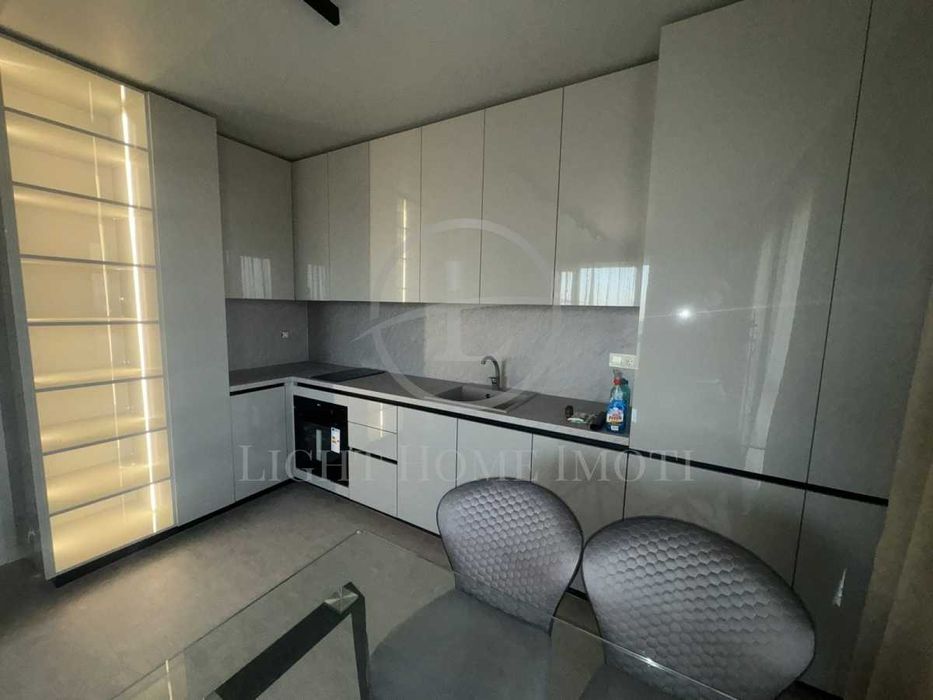 Продава се Двустаен апартамент в Пловдив, Христо Смирненски - 72 кв.м за 1999 €/кв.м - Снимка #2