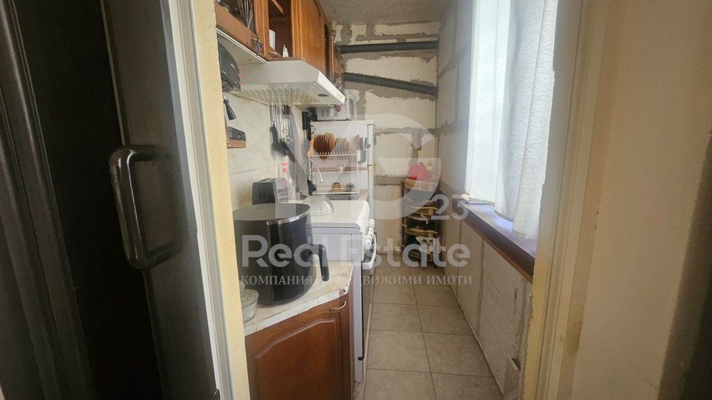 Продава се Четиристаен апартамент в Пловдив, Каменица 1 - 102 кв.м за 1270 €/кв.м - Снимка #4