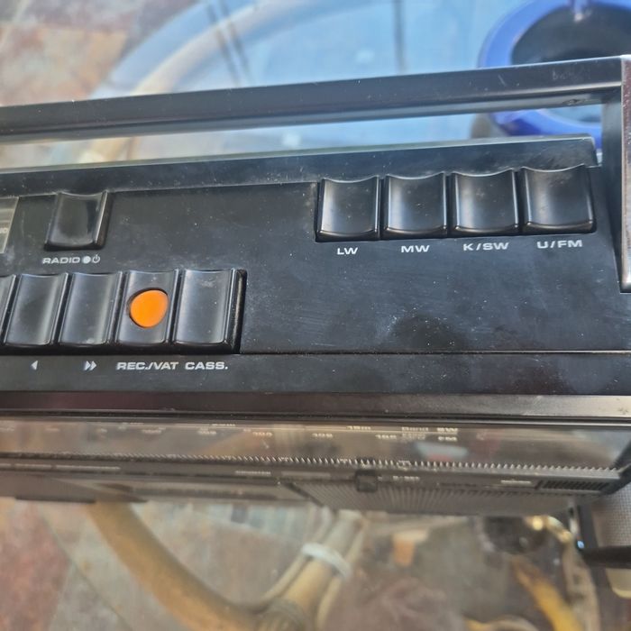 Radio casetofon GRUNDIG