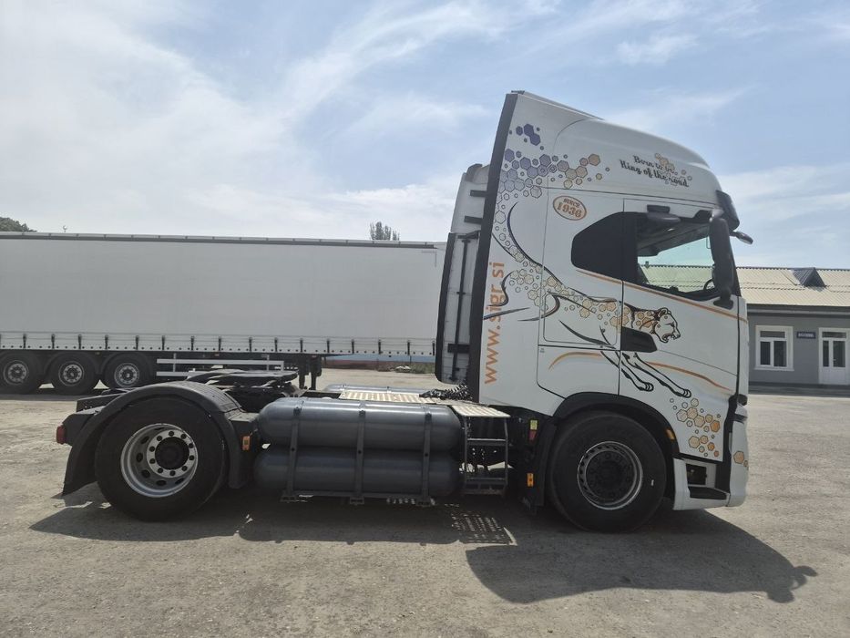IVECO STRALIS 460 Сотилади 
 Йили: 2020