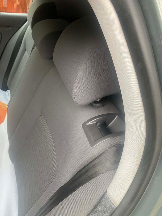 Vând Volkswagen Golf 5 – 2005