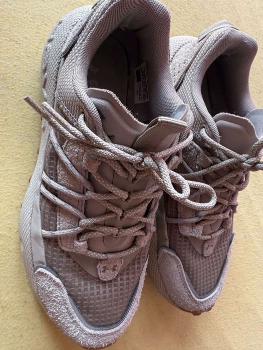 Under Armour Venture pro