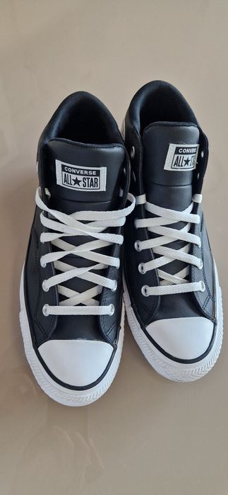 Ghete sport Converse All Star 44, șosete Diesel cadou