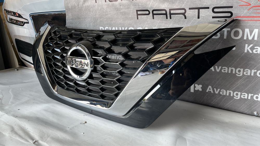 2 броя предна решетка/маска Nissan Juke 2 (2019-2023)