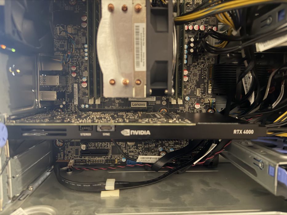 Calculator Gaming Lenovo ThinkStation intel Xeon 32gb Nvidia Rtx 4000