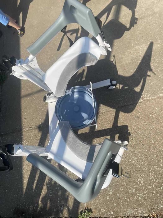 Инвалиден стол - количка