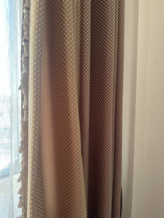 Продам шторы с тюлями и гардинами