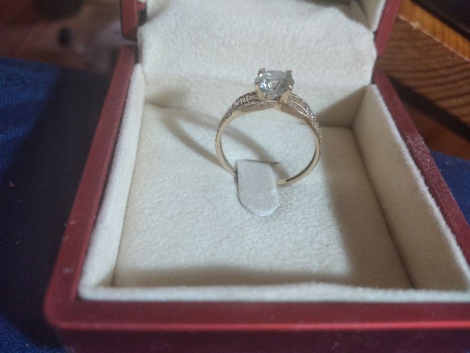 Златен пръстен 1.89гр330