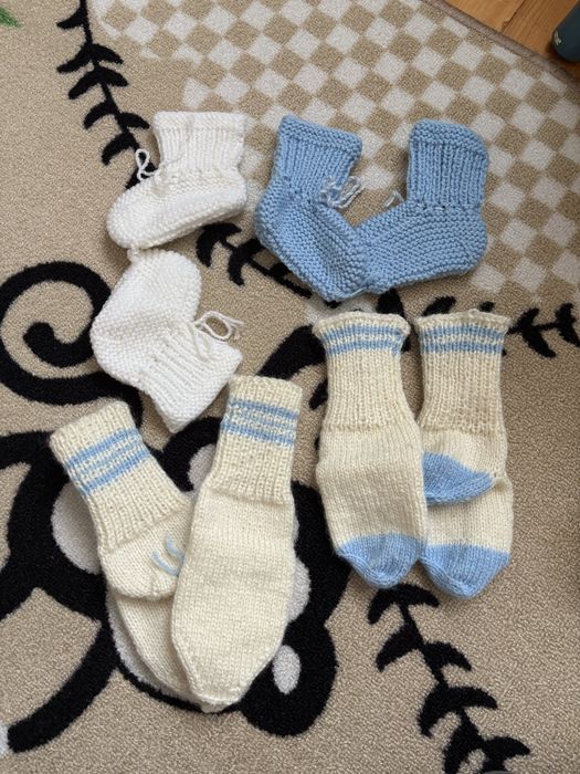 Плетени дрешки и терлици за бебе 0-6м.