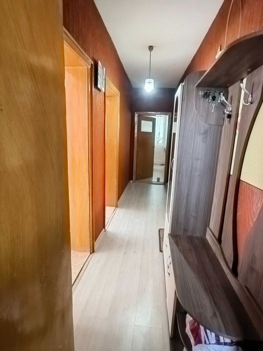 Продавам къща...