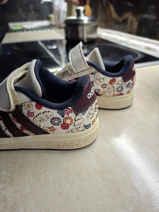 Адидас оригинални детски