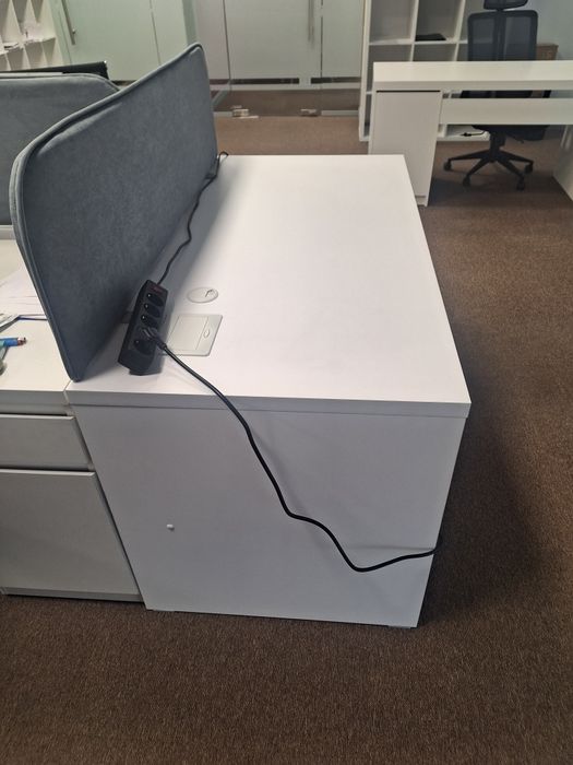 Продам офисные столы стулья бу