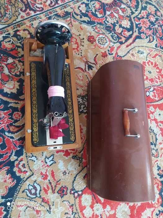 Швейная машина продам