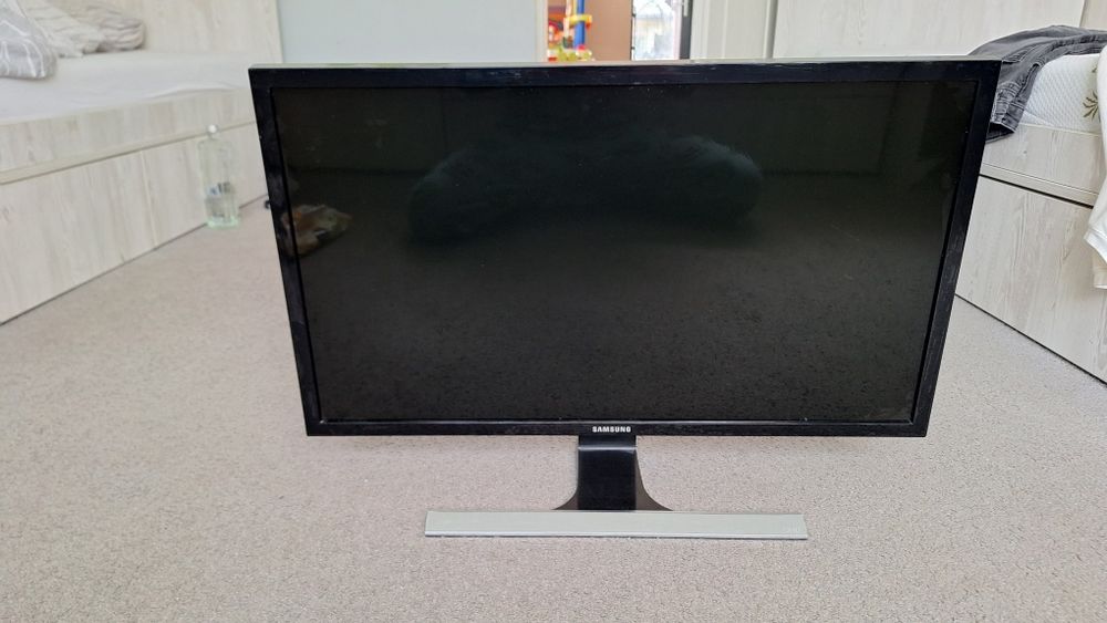 Monitor 4K 28” Samsung U28E590D