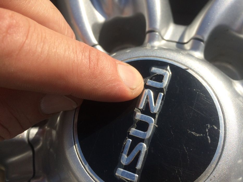 18 цола 6 х 139,7 мм ИСУЗУ Де Макс - Оригинал  - ЧИСТО Нови