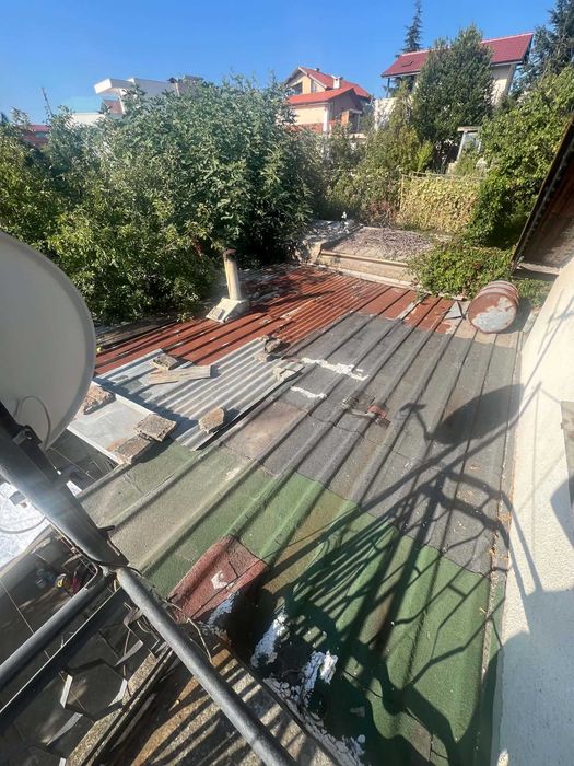 Монтаж на сандвич панели и изграждане на дървени конструкции